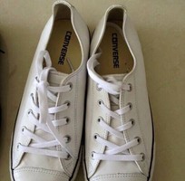 2 Tết rồi mua giày converse chính hãng đi .700k thôi