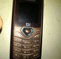 5 Cần bán Nokia E72 và Samsung E1175T