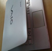 1 Laptop Sony Vaio trắng SVE14CVW,Core i5-3230M,Ram4G