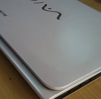 3 Laptop Sony Vaio trắng SVE14CVW,Core i5-3230M,Ram4G