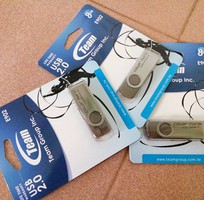 1 Usb 8Gb 85k bảo hành 2 năm, chuột mini, chuột không dây 120k bảo hành 1 năm
