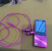 Máy nghe nhạc Sony Walkman 32GB màu hồng