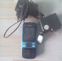 Nokia 2690 và tai nghe bluetooth 400k