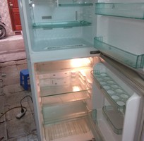 2 Tủ lạnh Electrolux 277L mới 90