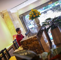 6 Khách sạn Hoàng Gia - Hà Nội xin kính chào Quý khách