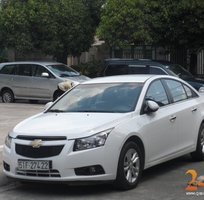 4 Cho thuê xe tự lái 4   7 chỗ có tài hoặc tự lái tại thành phố Hồ Chí Minh.