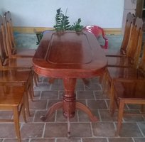 3 Chuyên cung cấp bàn ghế ăn bằng gỗ đinh hương xin giá cả hợp lý