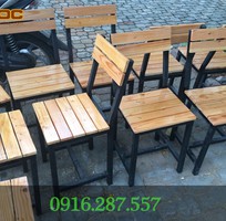2 Đóng bàn ghế khung sắt mặt gỗ giá rẻ Đà Nẵng