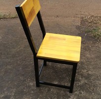 11 Đóng bàn ghế khung sắt mặt gỗ giá rẻ Đà Nẵng