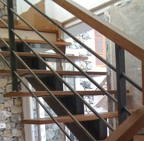 17 Đội ngũ kỹ sư chuyên nghiệp  sàn gỗ giá rẻ tại nhà Chuyên cầu thang gỗ và sắt