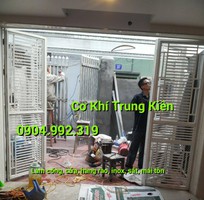 3 Chuyên làm cổng, cửa, mái tôn, inox, sắt, kẽm - Sơn sửa cửa cũ các loại .