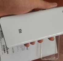 4 Xiaomi Mi 5 fullbox likenew 2 sim 2 sóng chạy snapdragon 820