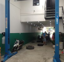 2 Cầu nâng ô tô 2 trụ