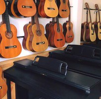 8 Đà Nẵng - Chuyên sỉ và lẻ Guitar Nhật