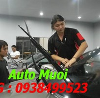 4 Thay kính xe hơi, phụ tùng xe các loại tại auto Mười