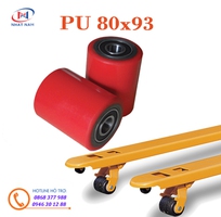 1 Bánh xe nâng tay bị hư bạn muốn thay bánh xe nâng tay