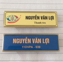 Thẻ tên nhân viên giá rẻ