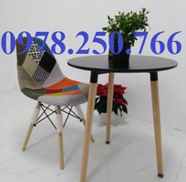 1 Ghế nhựa chân gỗ Eames Bình Thạnh, Thủ Đức, Quận 2, Quận 9, Gò Vấp