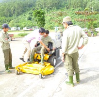 7 Máy cắt cỏ người lái