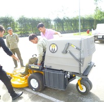 9 Máy cắt cỏ người lái