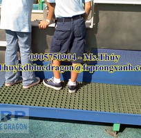 6 Sàn thao tác lót đi trên máy móc, tấm sàn lối đi kháng hóa chất, chống trượt dầu nhớt
