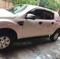 2 Cần bán xe  ford ranger trắng . Form mới