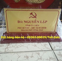 Các loại biển chức danh để bàn  Giá rẻ tại Hà Nội