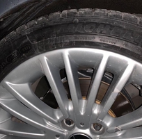 1 E cần bán bộ vành 4 bánh cả lốp