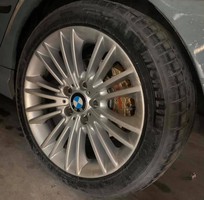 2 E cần bán bộ vành 4 bánh cả lốp