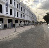 151 Cần Tuyển nhân viên bán hàng gấp