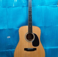 Morris acoustic guitar model W 30 tem vuông