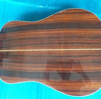 4 Morris acoustic guitar model W 30 tem vuông