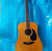 5 Morris acoustic guitar model W 30 tem vuông