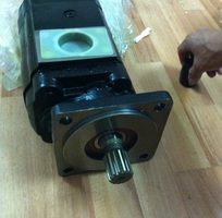 2 Phụ tùng xe công trình Trung Quốc
