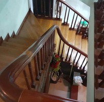 46 Tuyển 02 nv chạy bàn