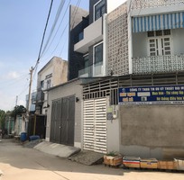 25 Tuyển 02 nv chạy bàn