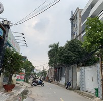 37 Tuyển 02 nv chạy bàn