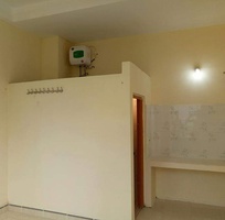 13 Tuyển 02 nv chạy bàn