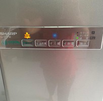 6 Tủ lạnh Sharp SJ-XF47W-N 2012