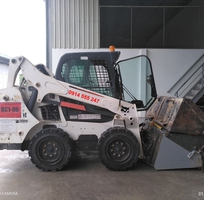 Thanh lý xe Bobcat S530 có chổi và gàu xúc