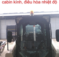 4 Thanh lý xe Bobcat S530 có chổi và gàu xúc