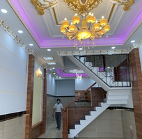 87 Tuyển nhân viên bán hàng dịp 20/11