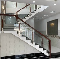 81 Tuyển nhân viên bán hàng dịp 20/11