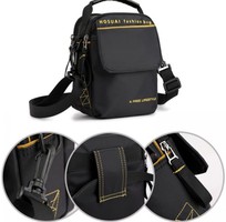 1 Túi đựng điện thoại Hosuai Fashion Bag đen chữ vàng TDC005