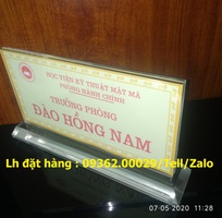6 Một số mẫu biển chức danh có giá rẻ tại Hà Nội
