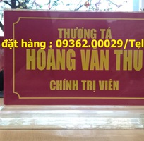 16 Một số mẫu biển chức danh có giá rẻ tại Hà Nội