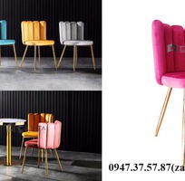 3 Ghế chân vàng nệm vải nhung nhiều màu dành cho phòng khách tại HCM CAPTA