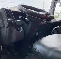 3 Xe đẹp Isuzu đời 2015 trắng 