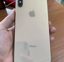 1 Cần bán Iphone XsMax màu vàng 64gb quốc tế