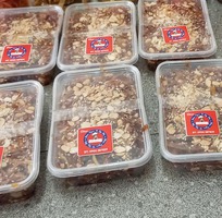 3 Hộp 500gr Chuối xiêm ép thái sợi xào gừng trộn đậu phộng mè thơm ngon